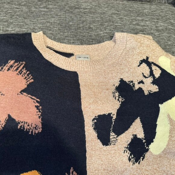 Nic + Zoe Cream & Black Floral Crewneck Sweater Tunic – Size 1X – Boho Style - Picture 3 of 9